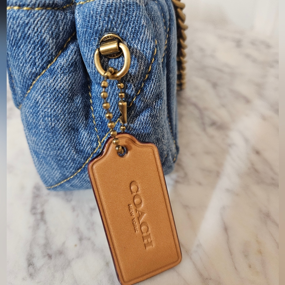 Coach Quilted Denim Tabby 20 - Picture 3 of 9